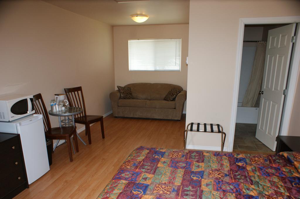 Elks Motel Keremeos Bilik gambar